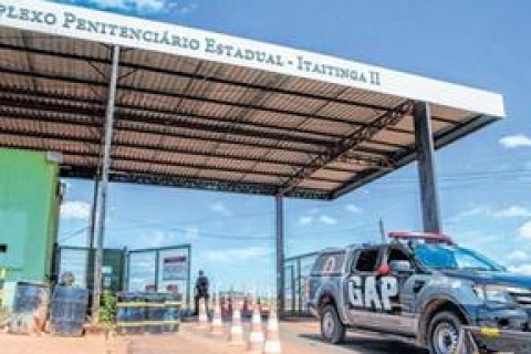 Advogado é suspeito de transportar bilhete de facção em presídio no Ceará
