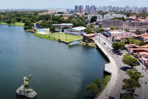 Mulher é encontrada morta com marcas de tiros na lagoa da Messejana e polícia investiga o caso