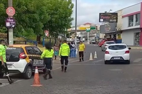 Atropelamento no Balão do INSS: Mulher Fica Gravemente Ferida e Condutor Foge Sem Prestar Socorro
