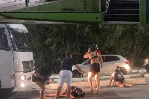 Acidente envolvendo duas motos e um carro é registrado na Avenida Perimetral, em Iguatu-CE