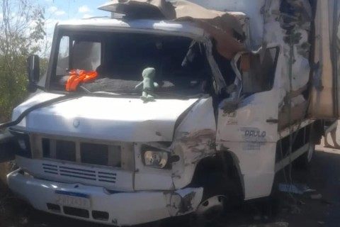 Acidente de trânsito na zona rural da cidade do Crato-CE