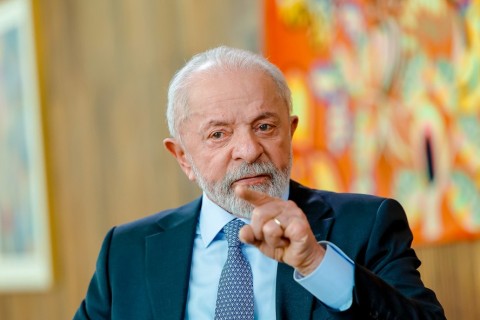 Lula diz que a maioria dos deputados “não têm compromisso com os trabalhadores"