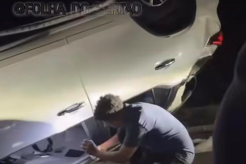 Deputado Danilo Forte se envolve em acidente com SW4 no interior do Ceará