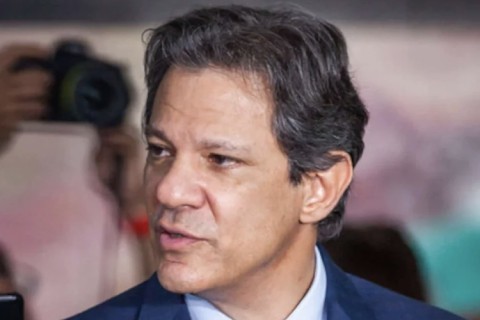 Isenção do IR até R$ 5 mil deve ser sancionada em outubro, diz ministro da Fazenda