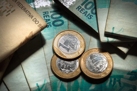 Governo confirma salário mínimo de R$ 1.621 em 2026, com reajuste de R$ 103 acima do valor atual