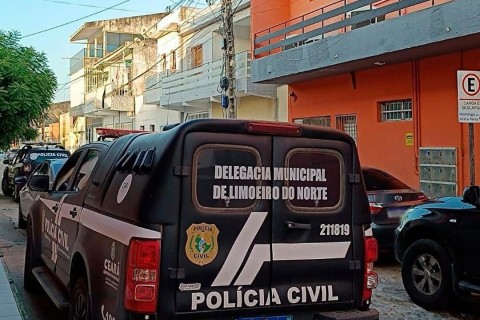 Casal é preso por tortura após bebê de um mês ser hospitalizada com múltiplas fraturas