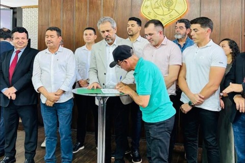 Mais água e desenvolvimento para a cidade de Deputado Irapuan Pinheiro