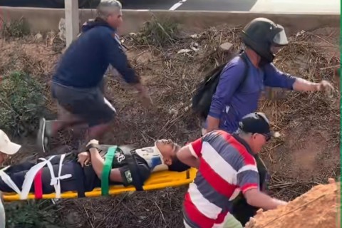 Motorista perde o controle de carro na BR-222 e cai debaixo de ponte; duas pessoas ficam gravemente feridas em Tianguá no Ceará