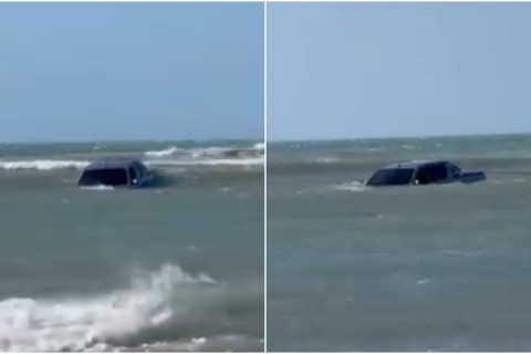 Carro de luxo é engolido pelo mar em Jericoacoara