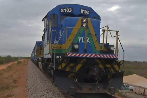Trem da Transnordestina faz 1ª viagem ao Ceará com tempo menor que previsto