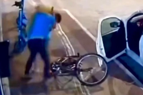 Assaltante é detido por populares após tentar roubo com arma de brinquedo